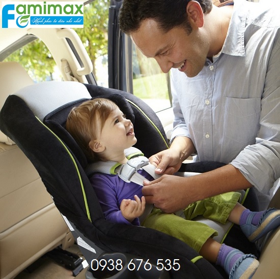 Cách sử dụng ghế ngồi ô tô cho bé?